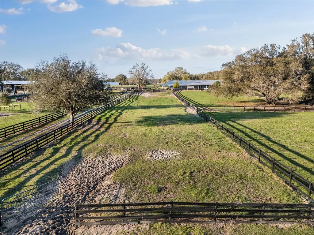 815 SE 145th Street Summerfield FL 34491