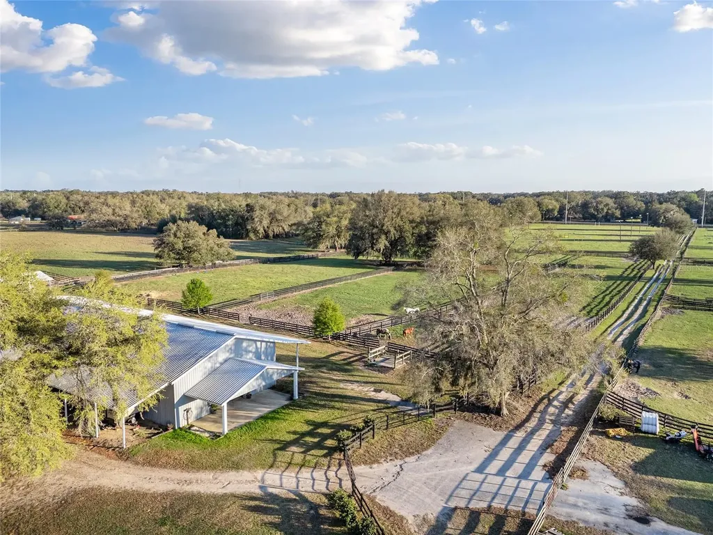 815 SE 145th Street Summerfield FL 34491