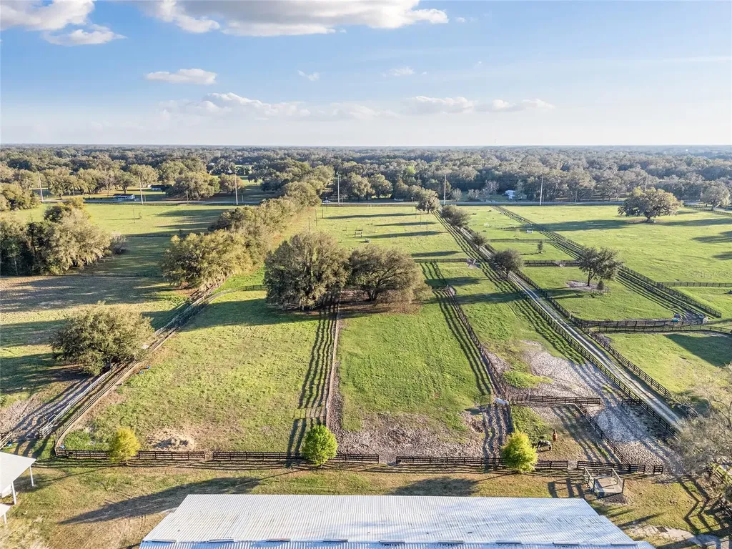 815 SE 145th Street Summerfield FL 34491