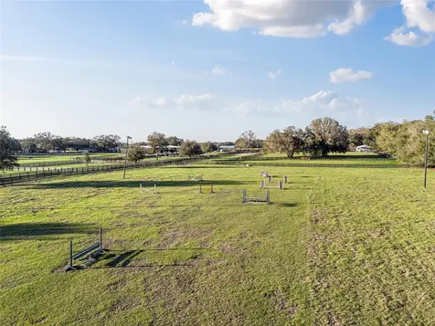 815 SE 145th Street Summerfield FL 34491