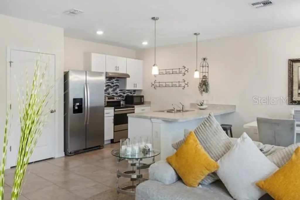 408 Danube Drive Kissimmee FL 34759