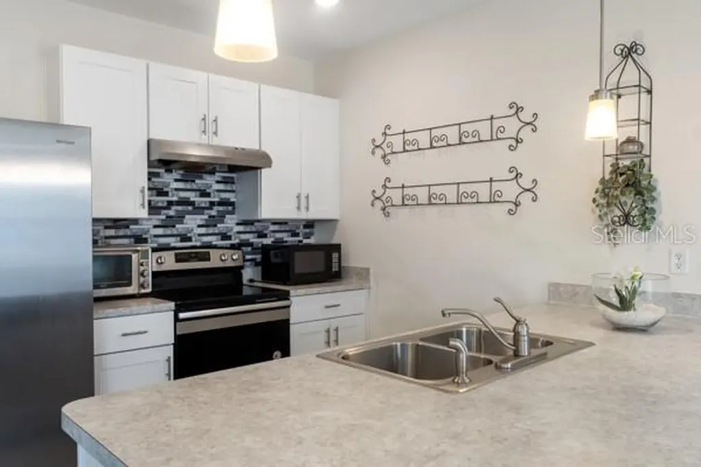 408 Danube Drive Kissimmee FL 34759