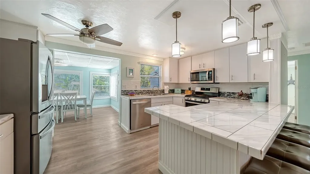 848 E 4th Street Englewood FL 34223