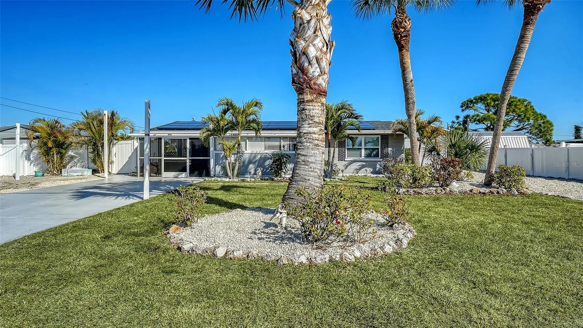 848 E 4th Street Englewood FL 34223