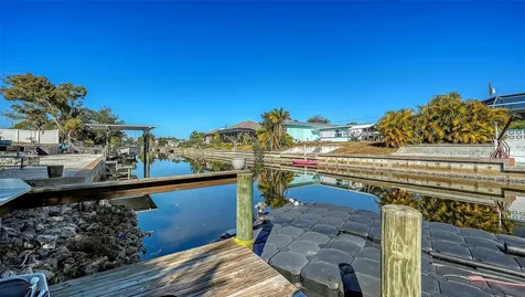 848 E 4th Street Englewood FL 34223