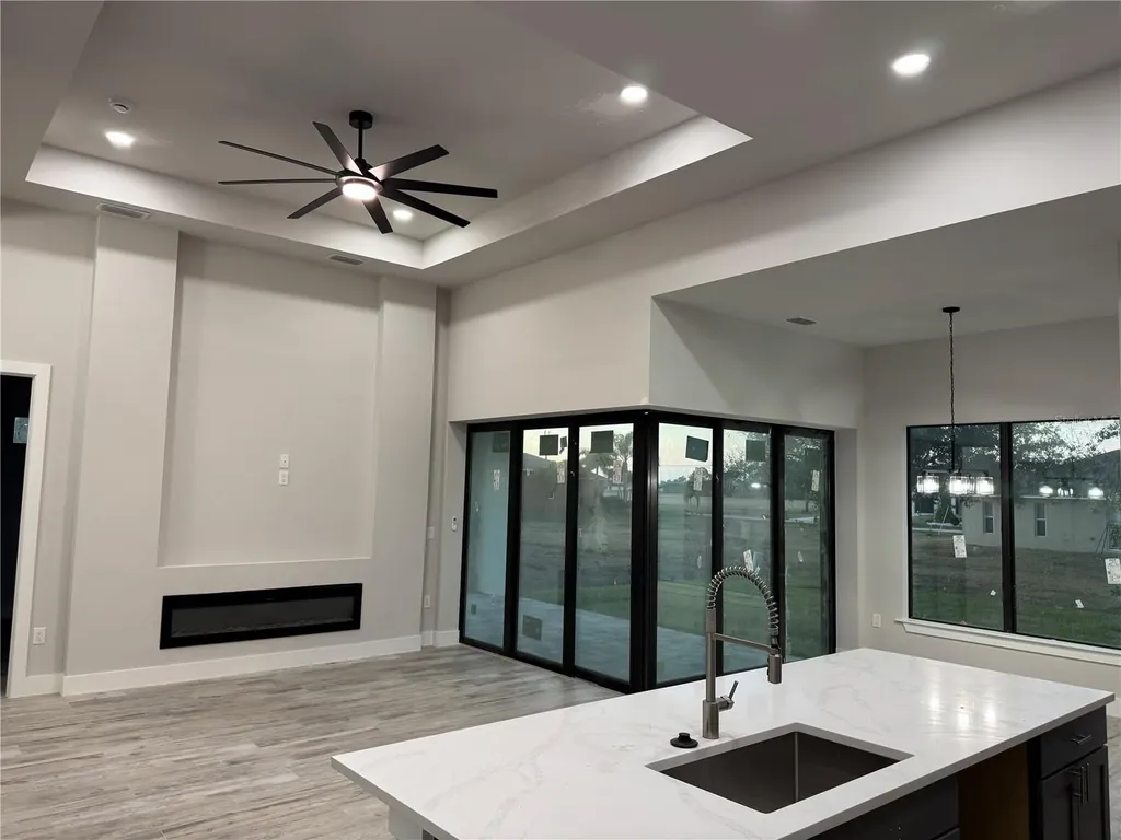 3245 Gulfstream Parkway Cape Coral FL 33993