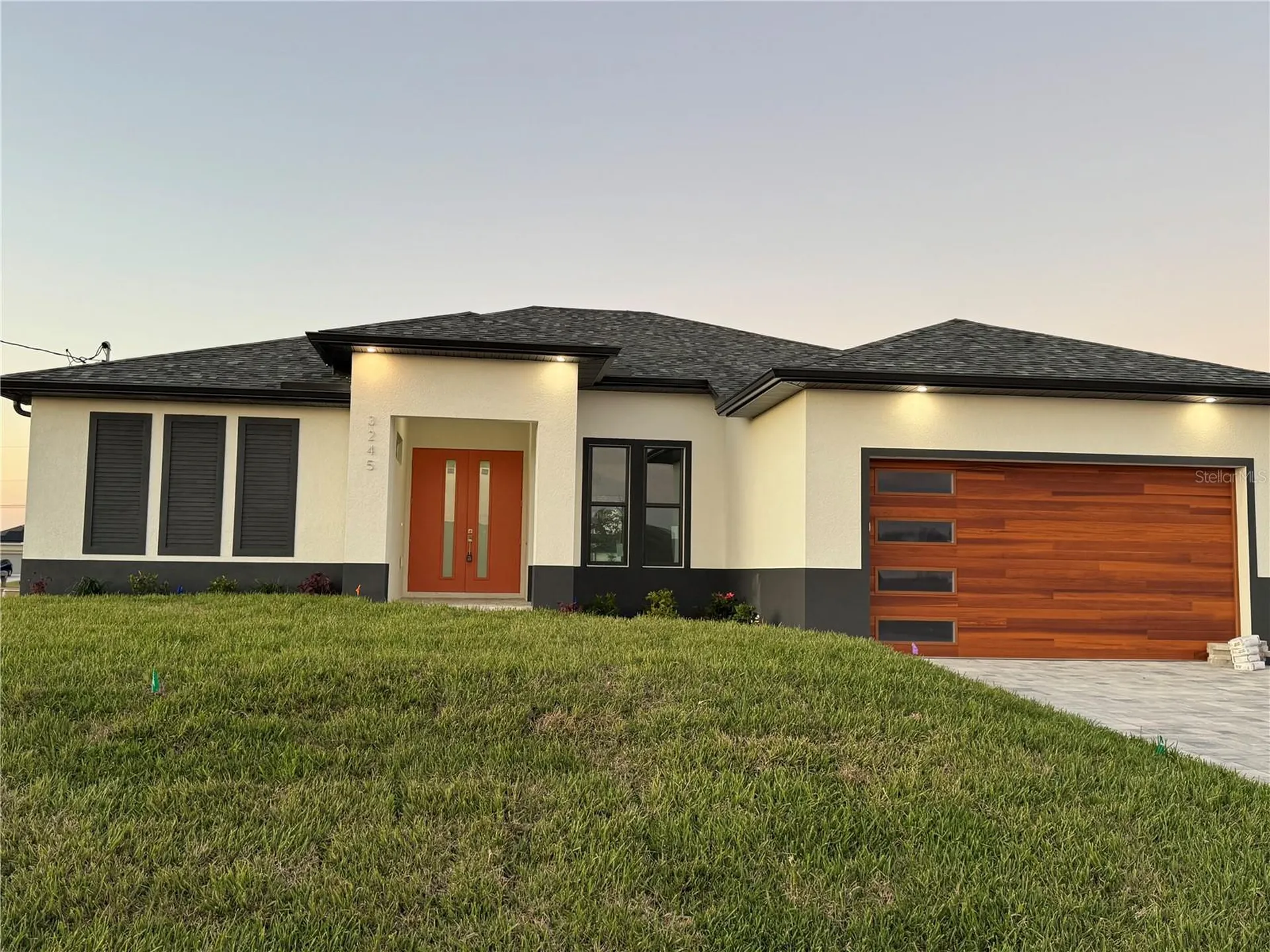 3245 Gulfstream Parkway Cape Coral FL 33993