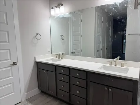 3245 Gulfstream Parkway Cape Coral FL 33993