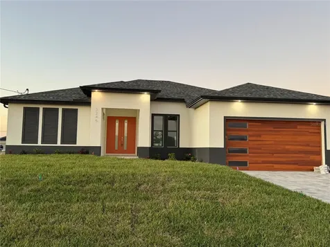3245 Gulfstream Parkway Cape Coral FL 33993