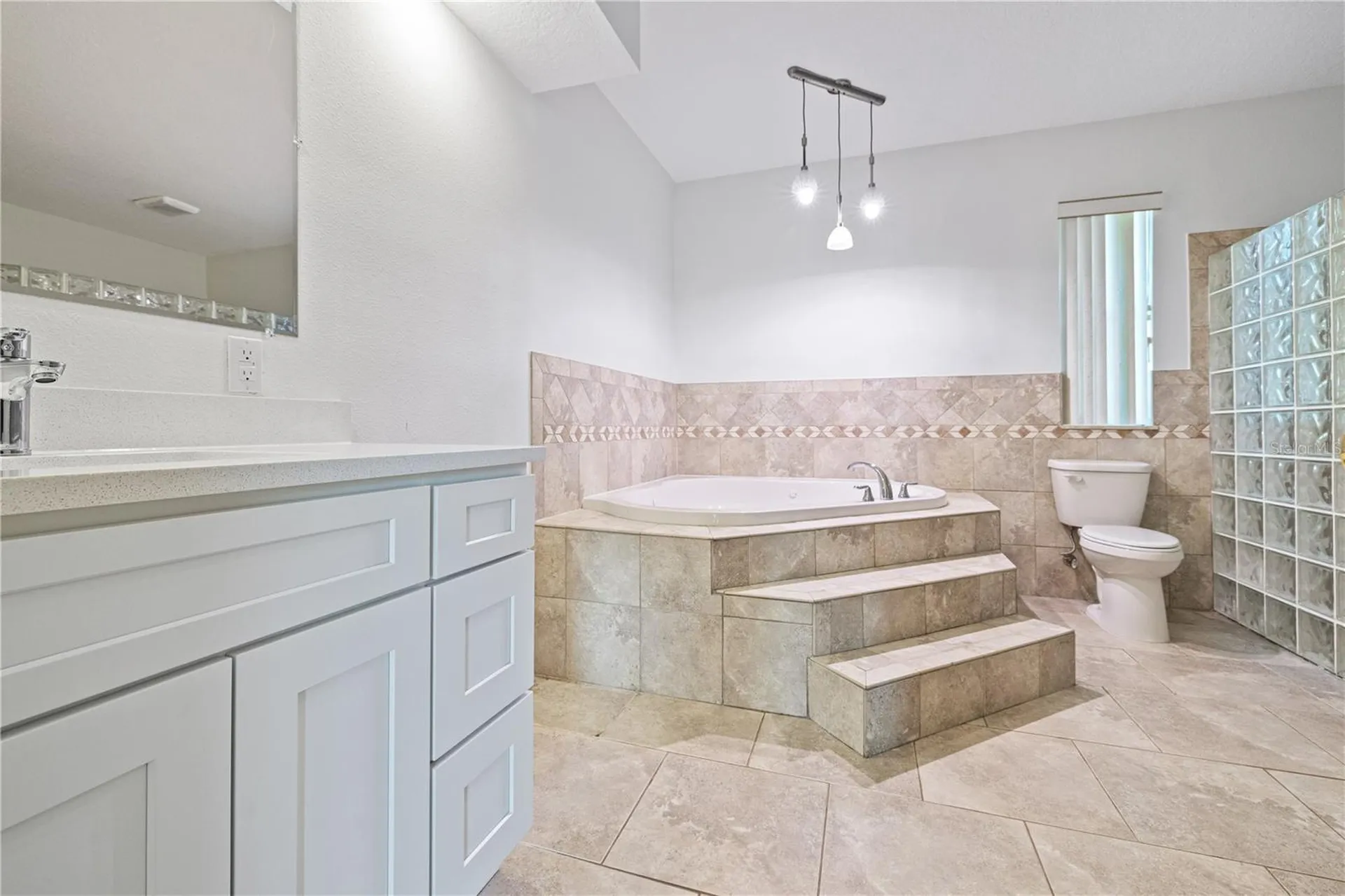 113 W Gladys Street Tampa FL 33602