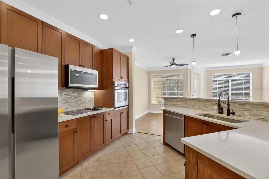 6451 Sunset Bay Circle Apollo Beach FL 33572