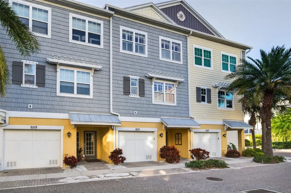 6115 Anchorage Way S St Petersburg FL 33712