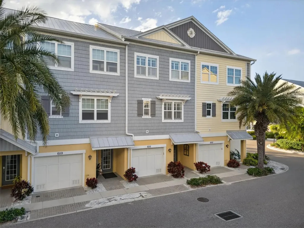 6115 Anchorage Way S St Petersburg FL 33712