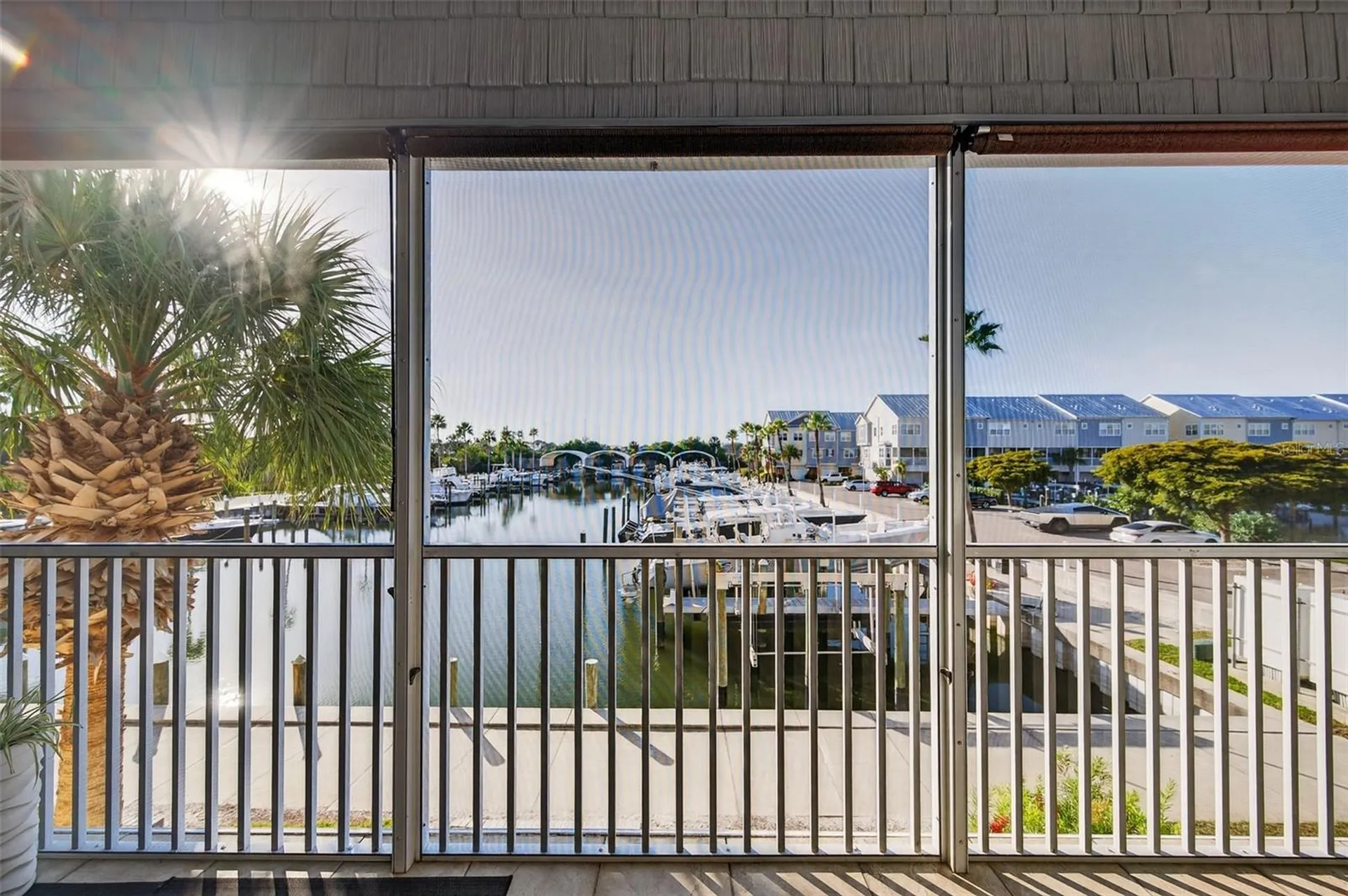 6115 Anchorage Way S St Petersburg FL 33712