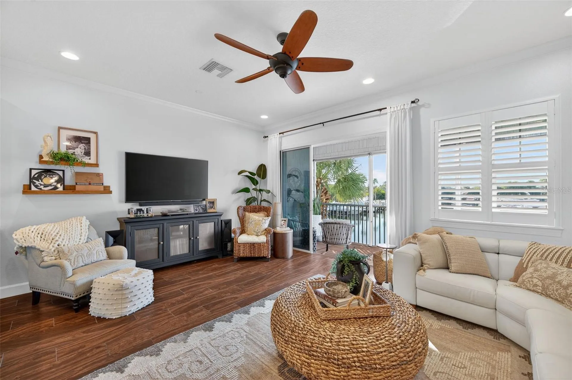 6115 Anchorage Way S St Petersburg FL 33712