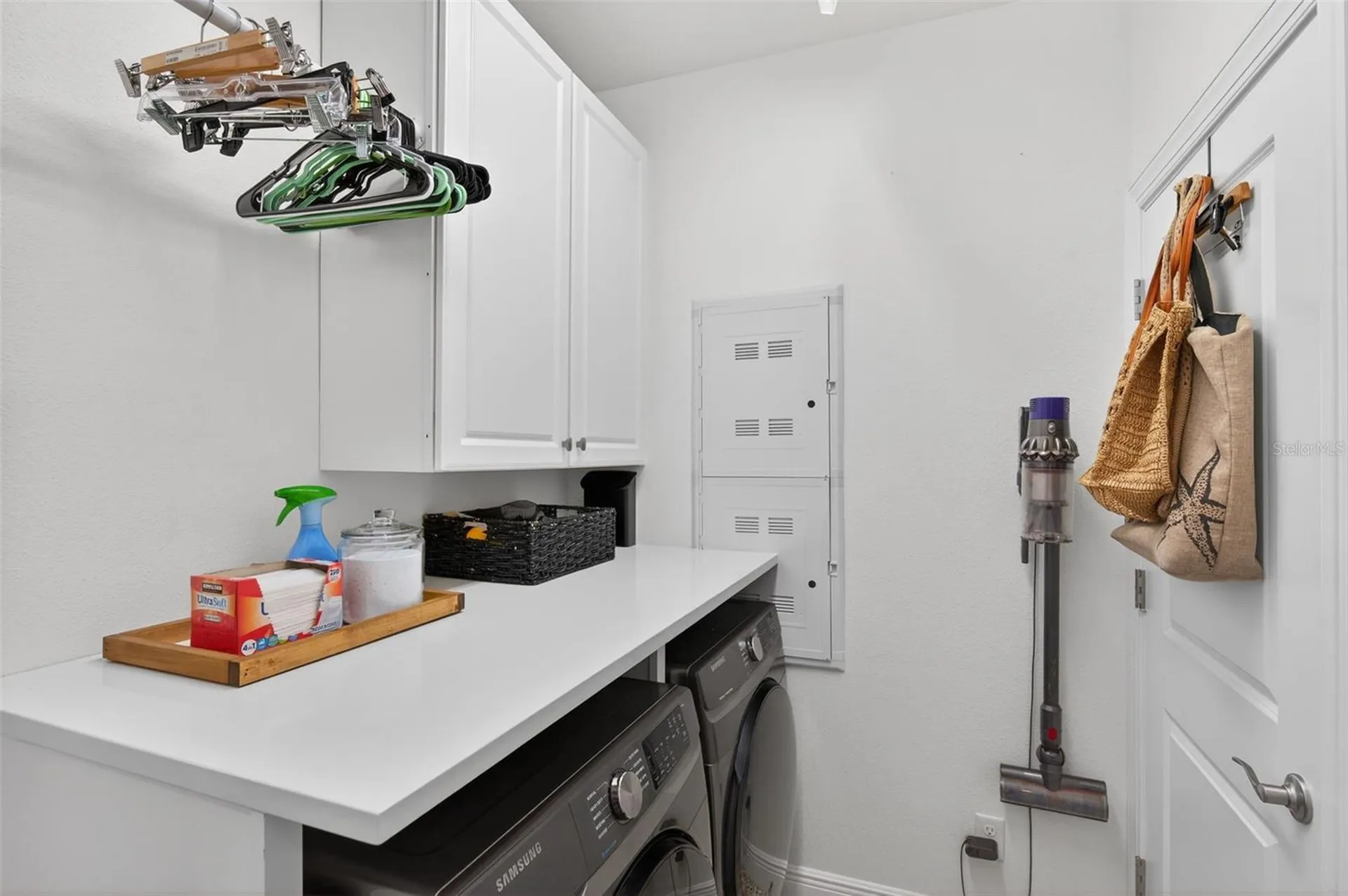 6115 Anchorage Way S St Petersburg FL 33712