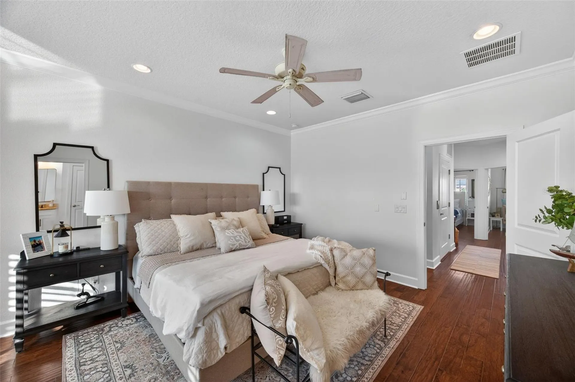 6115 Anchorage Way S St Petersburg FL 33712