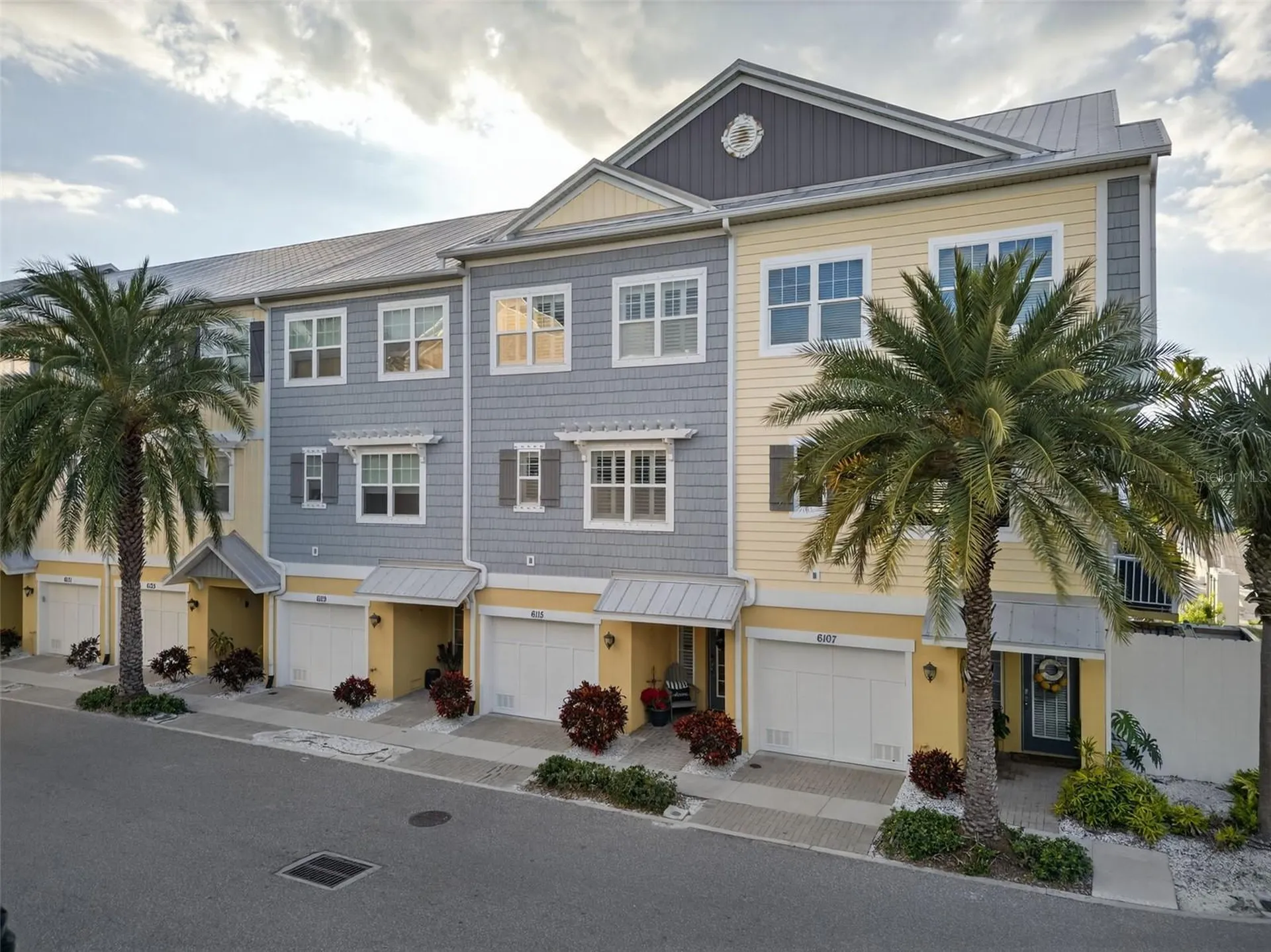 6115 Anchorage Way S St Petersburg FL 33712