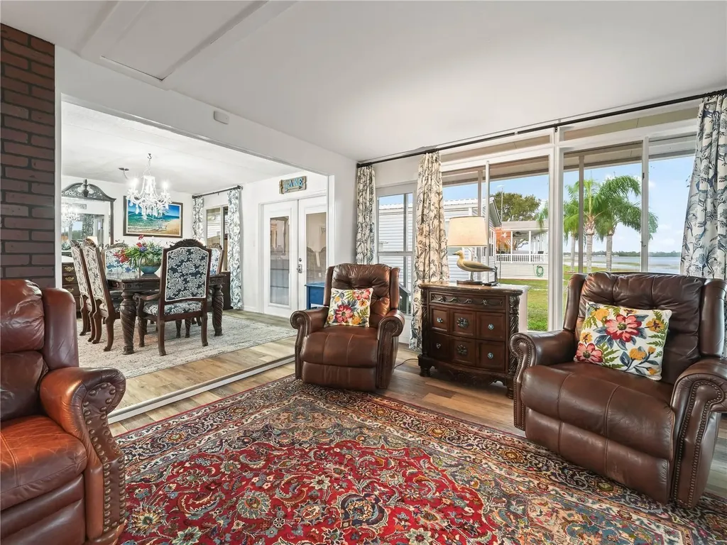 33 Queen Of Waters Street Lake Wales FL 33898