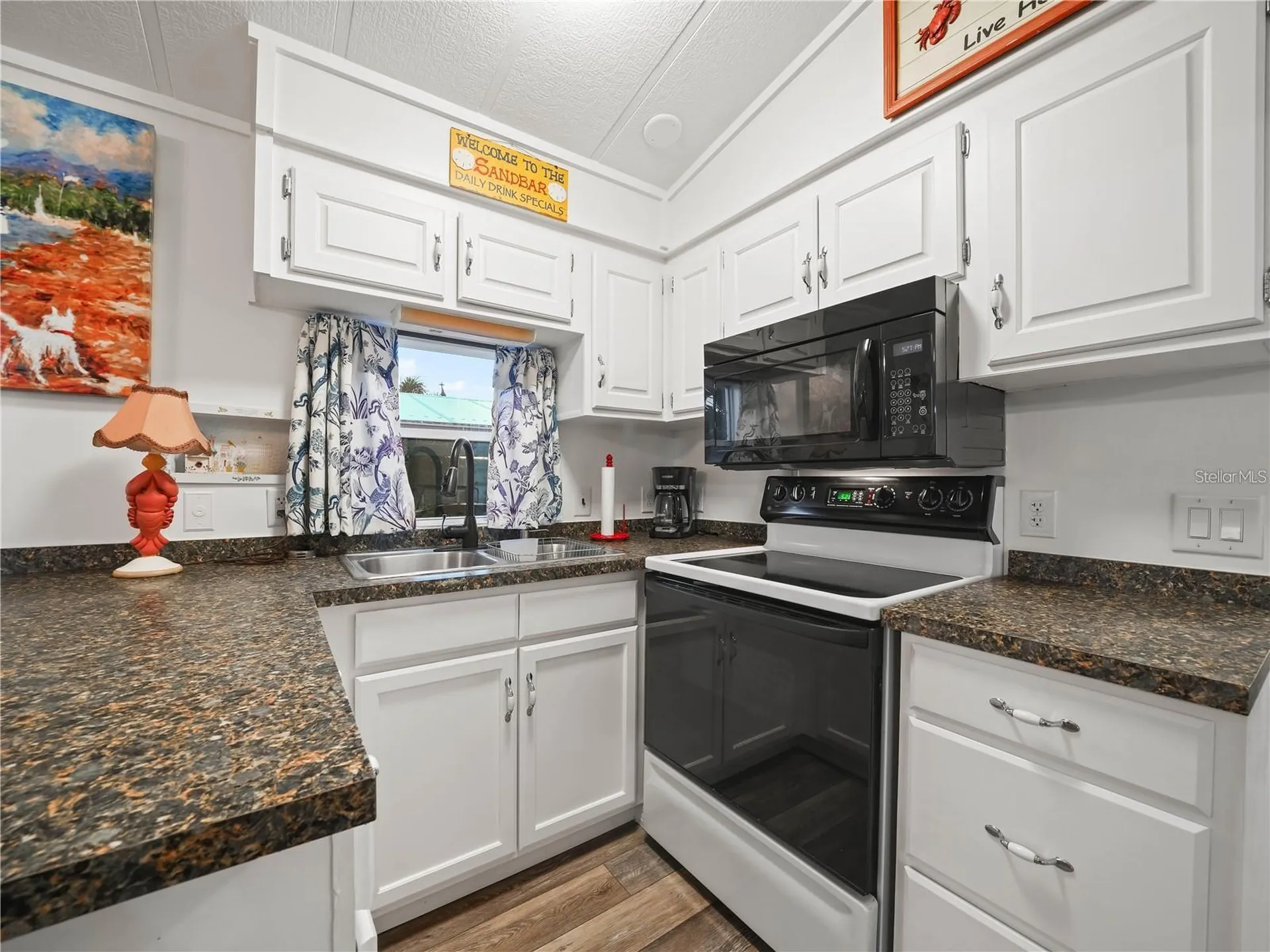33 Queen Of Waters Street Lake Wales FL 33898