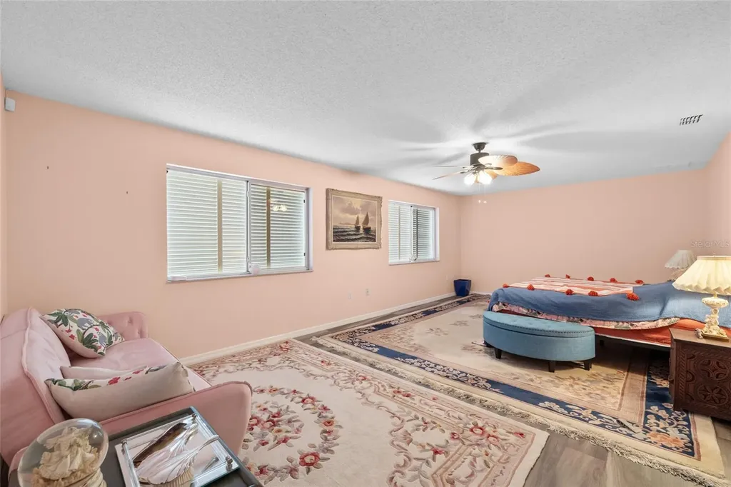 3910 77th Place E Sarasota FL 34243