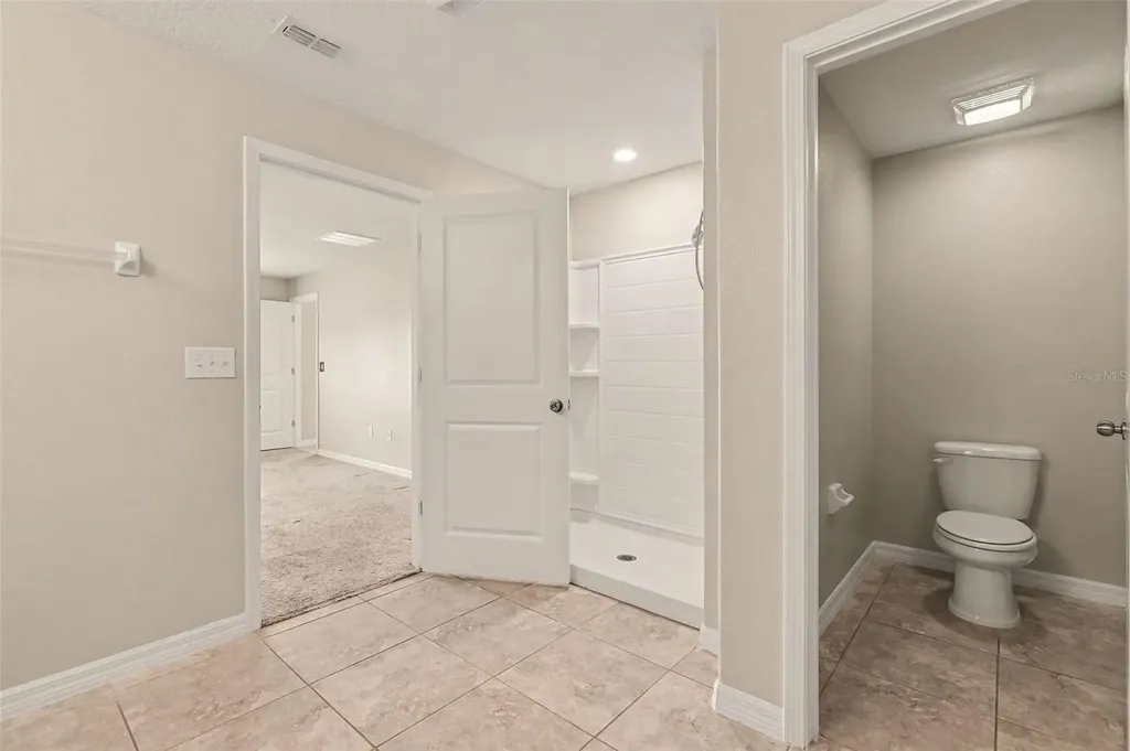 327 Cascade Bend Drive Ruskin FL 33570