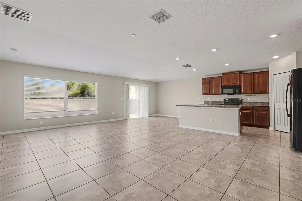 327 Cascade Bend Drive Ruskin FL 33570