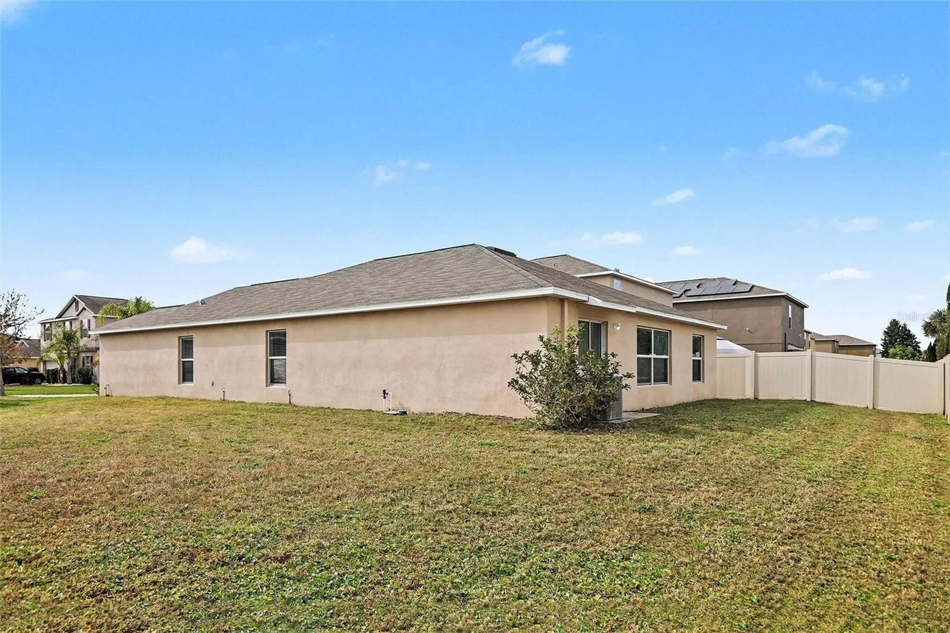 327 Cascade Bend Drive Ruskin FL 33570