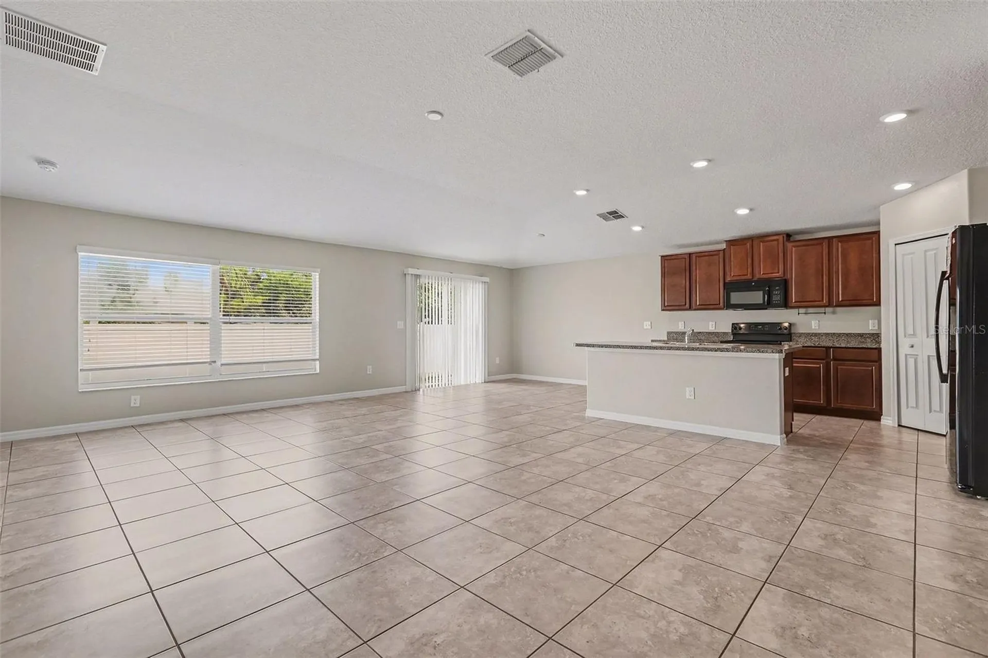 327 Cascade Bend Drive Ruskin FL 33570