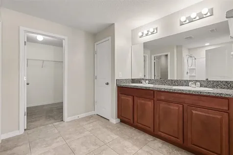 327 Cascade Bend Drive Ruskin FL 33570