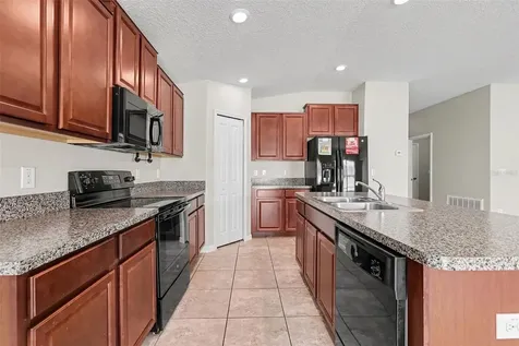 327 Cascade Bend Drive Ruskin FL 33570