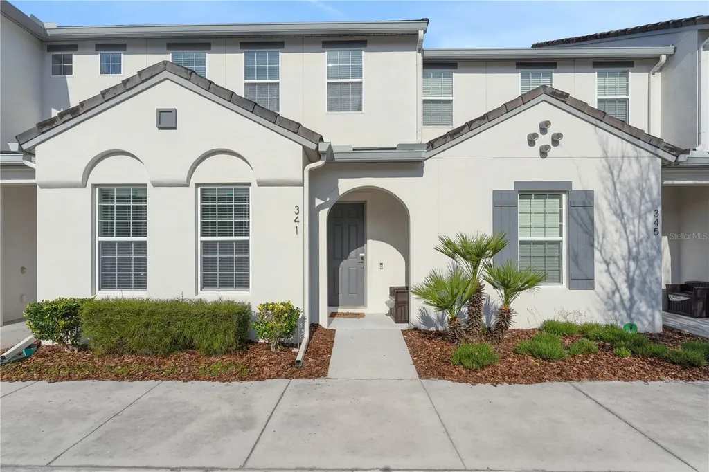 341 Captiva Drive Davenport FL 33896