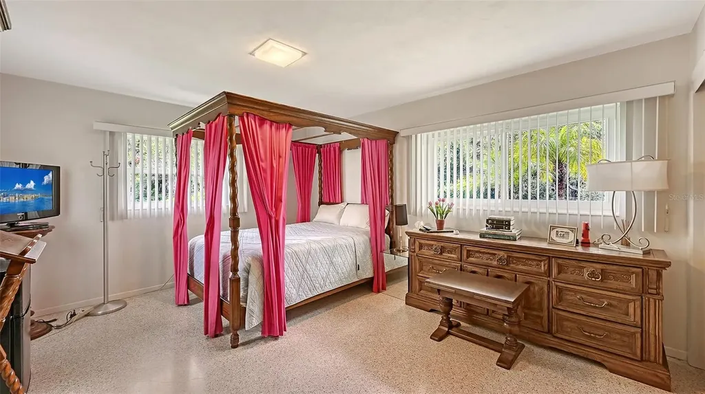3012 Desoto Road Sarasota FL 34234