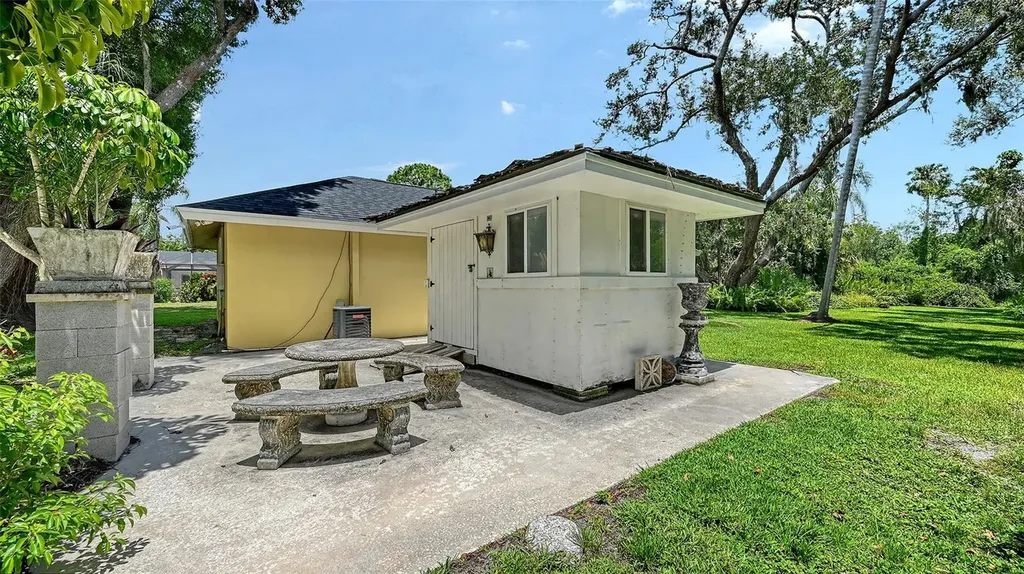 3012 Desoto Road Sarasota FL 34234