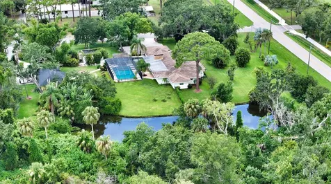 3012 Desoto Road Sarasota FL 34234