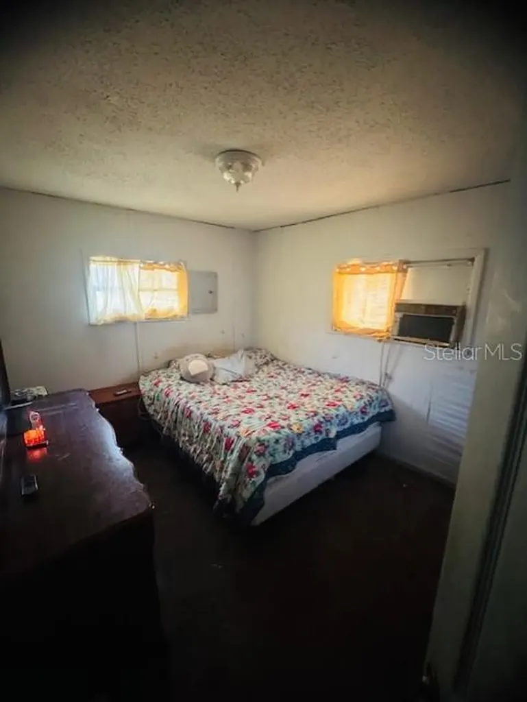 12512 Cr 685 Webster FL 33597