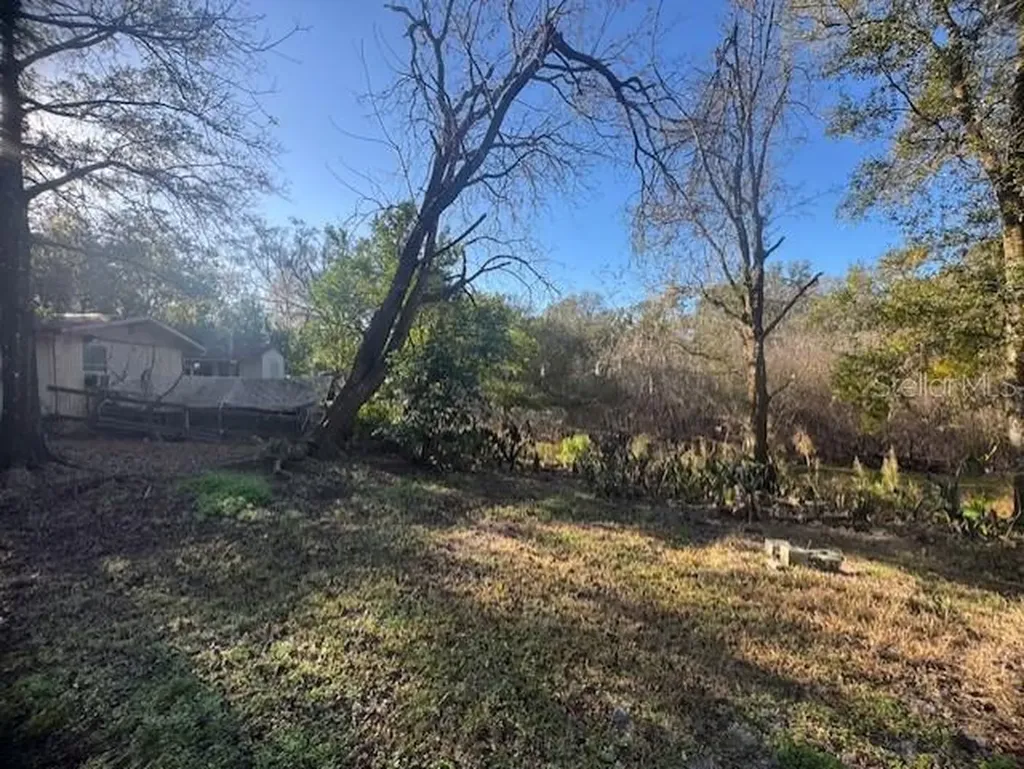 12512 Cr 685 Webster FL 33597