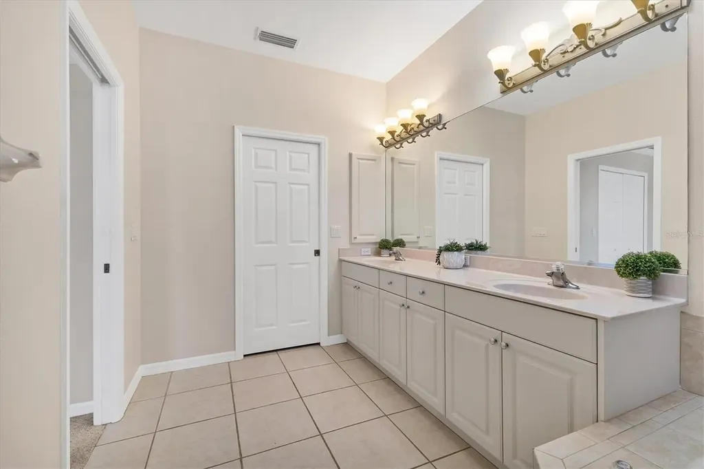 4309 Callista Lane Sarasota FL 34243