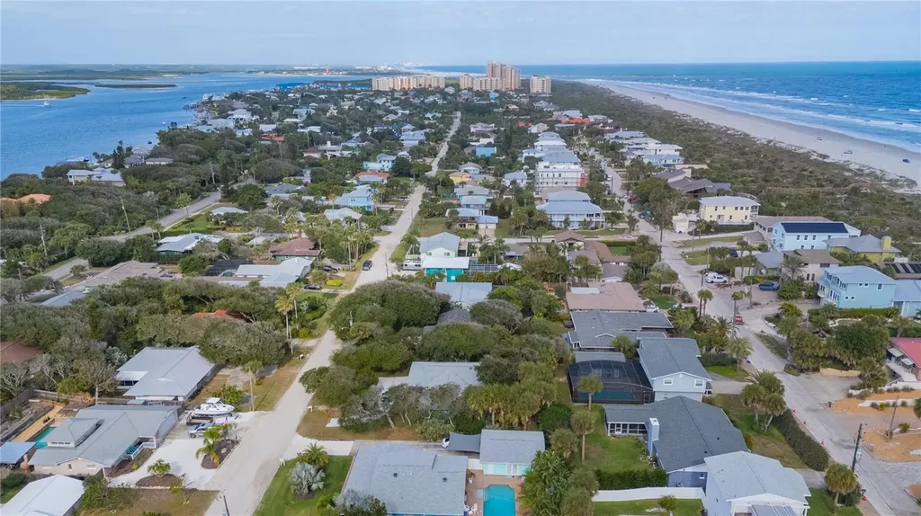 1421 Beacon Street New Smyrna Beach FL 32169