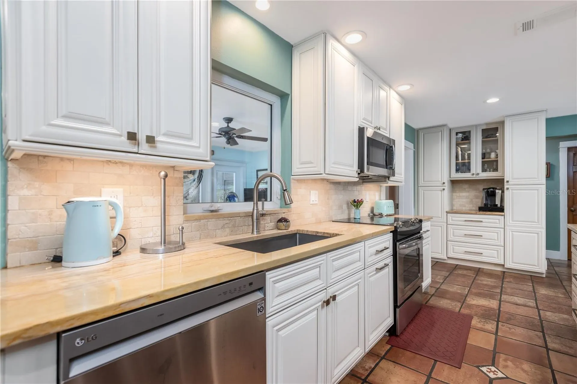 1421 Beacon Street New Smyrna Beach FL 32169