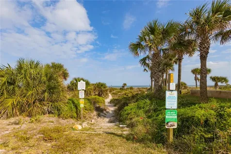 1421 Beacon Street New Smyrna Beach FL 32169