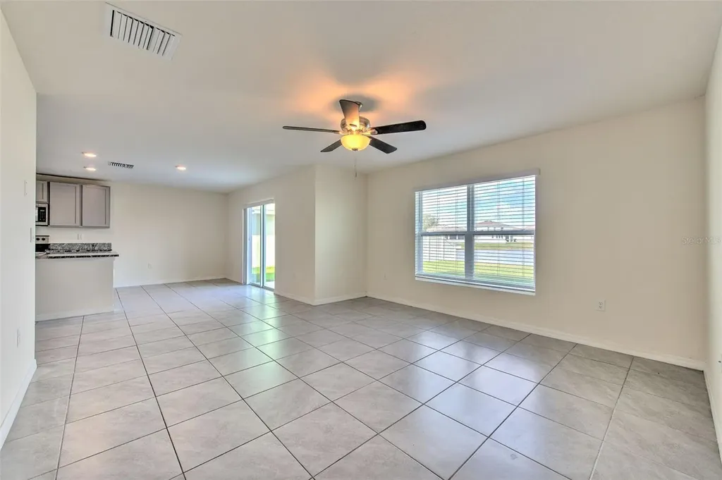 3710 Capri Coast Drive Plant City FL 33565