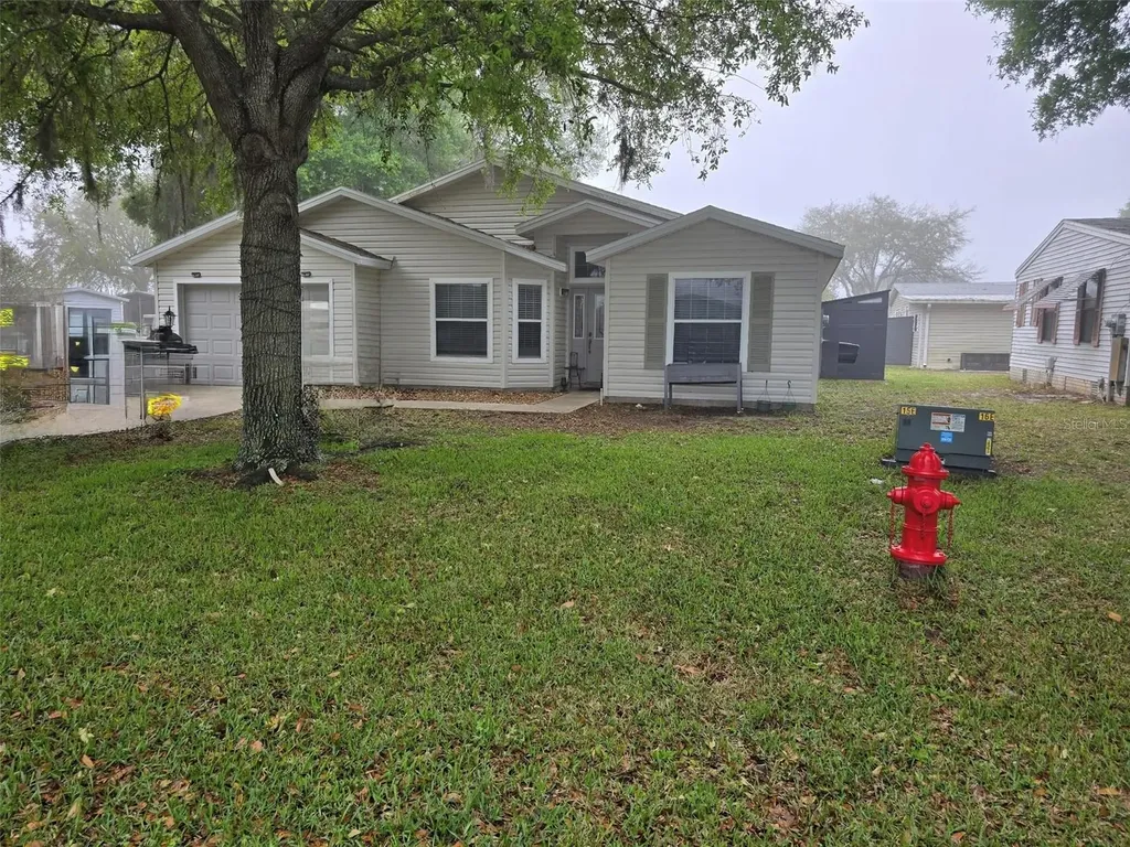 25607 Belle Helene Leesburg FL 34748