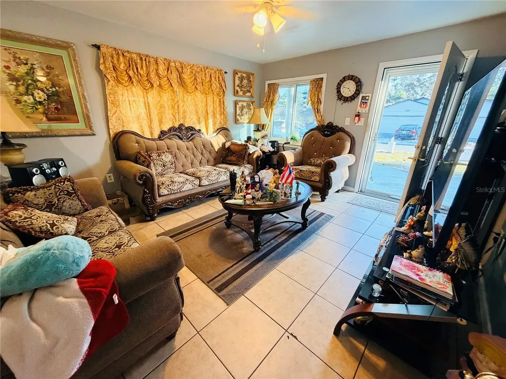 2337 Laura Street Lake Wales FL 33898