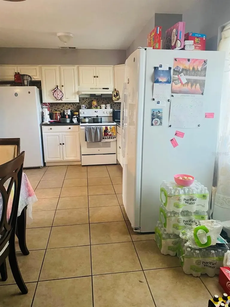 2337 Laura Street Lake Wales FL 33898