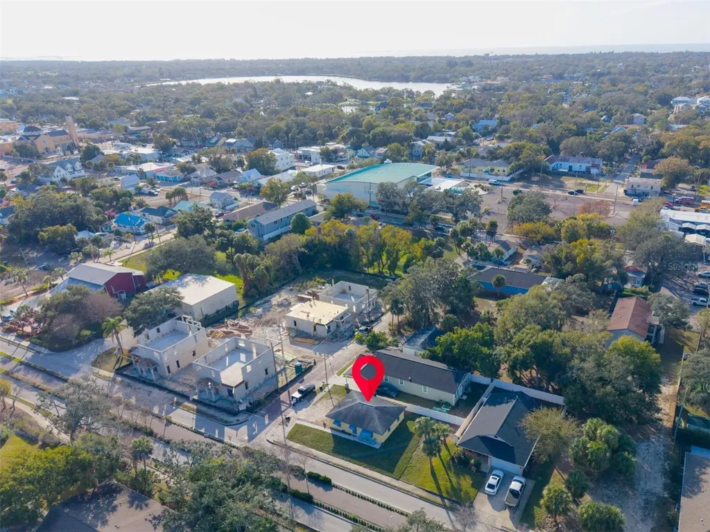 103 E Park Street Tarpon Springs FL 34689