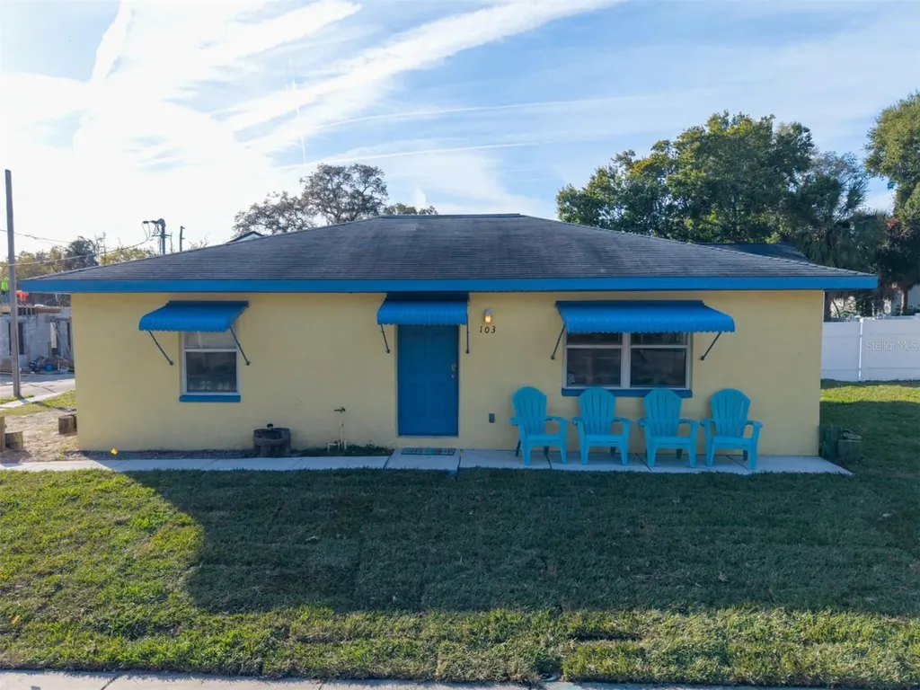 103 E Park Street Tarpon Springs FL 34689