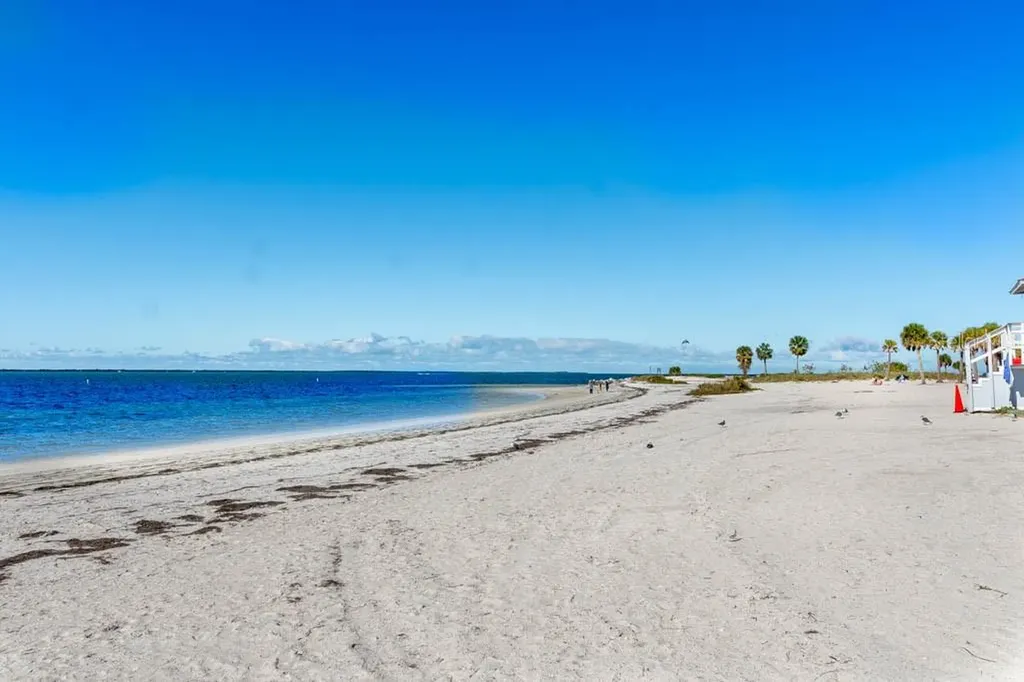 103 E Park Street Tarpon Springs FL 34689