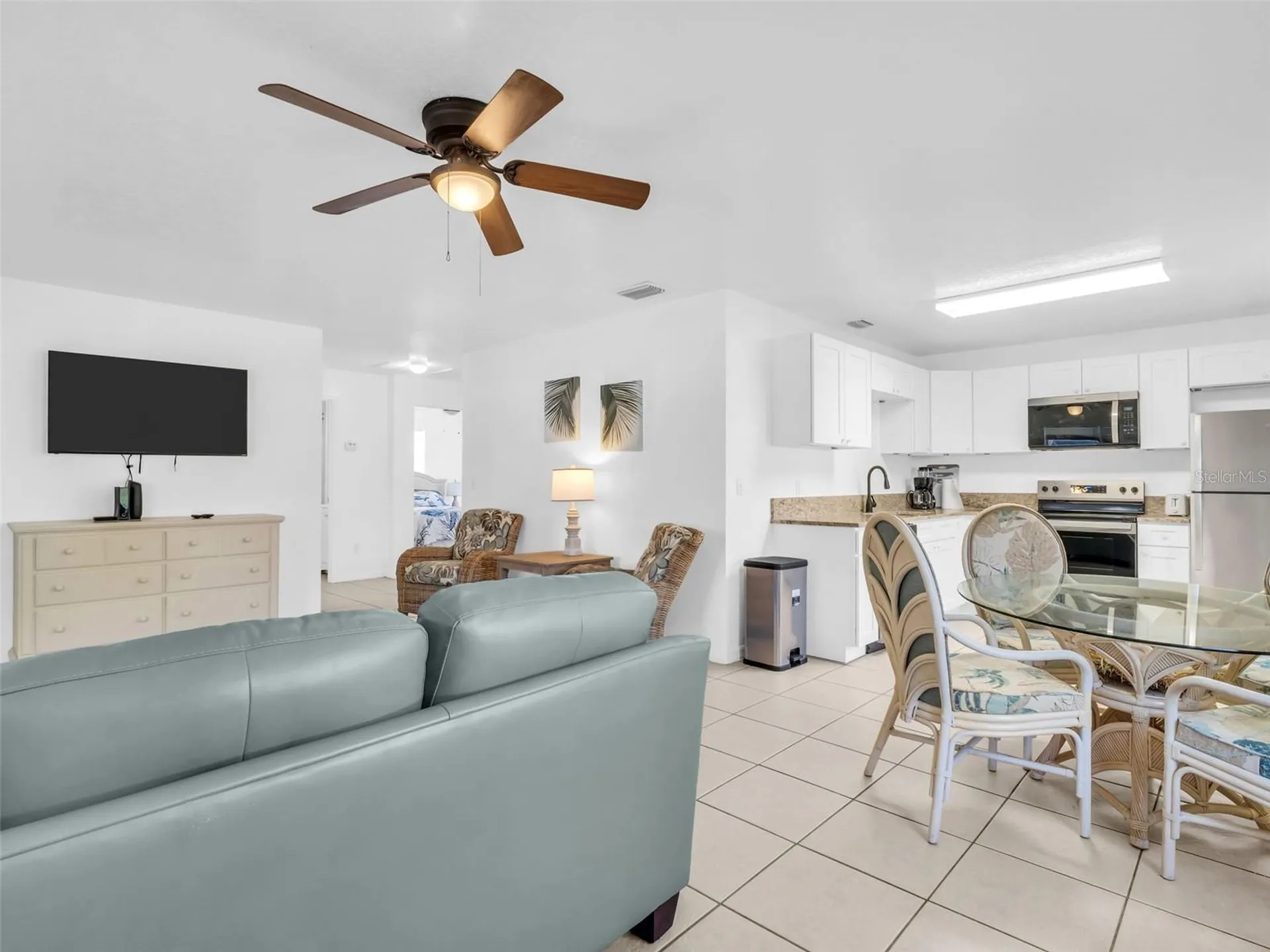 103 E Park Street Tarpon Springs FL 34689