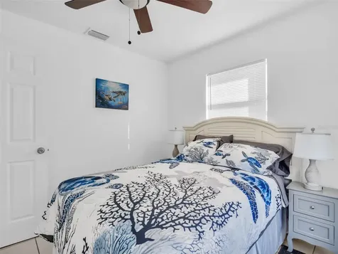 103 E Park Street Tarpon Springs FL 34689